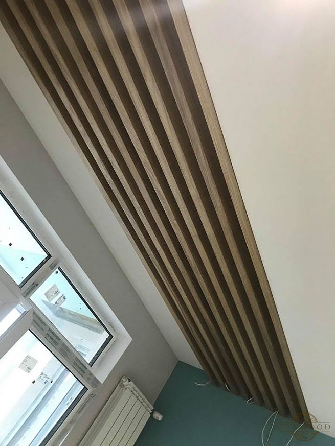 Декор потолка деревянным брусом - Киев | ZenWood