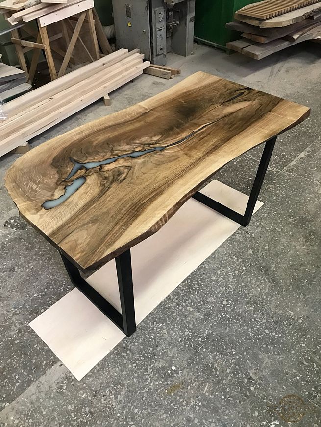 Столи з епоксидної смоли і дерева - Київ | ZenWood