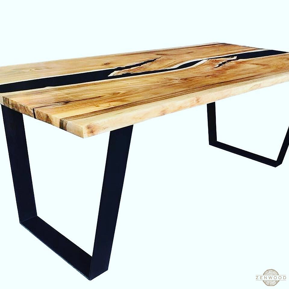 Столи з епоксидної смоли і дерева - Київ | ZenWood