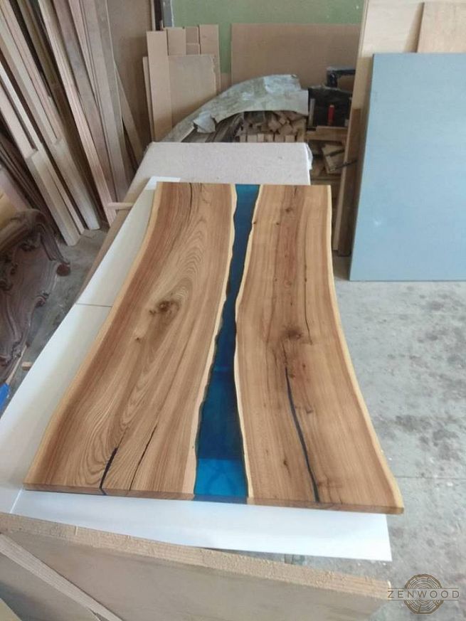 Столи з епоксидної смоли і дерева - Київ | ZenWood