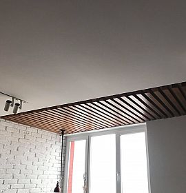 Декорування стелі брусом 50х50 мм - Київ | ZenWood