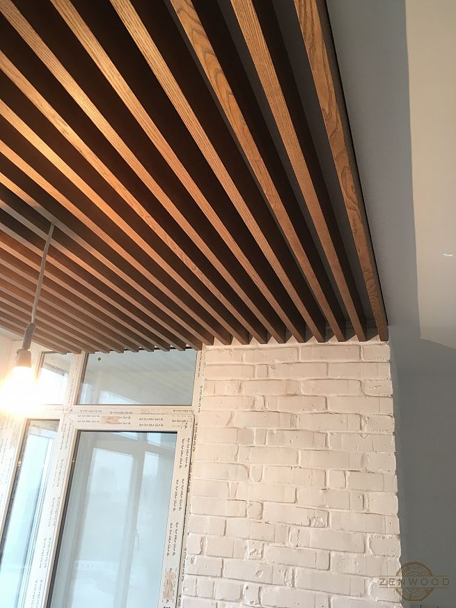 Декор потолка деревянным брусом - Киев | ZenWood