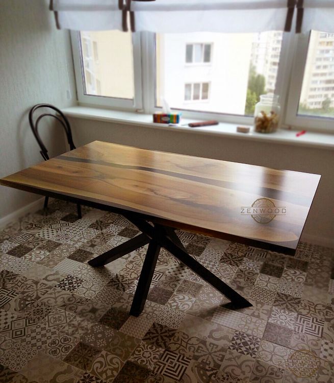 Столи з епоксидної смоли і дерева - Київ | ZenWood
