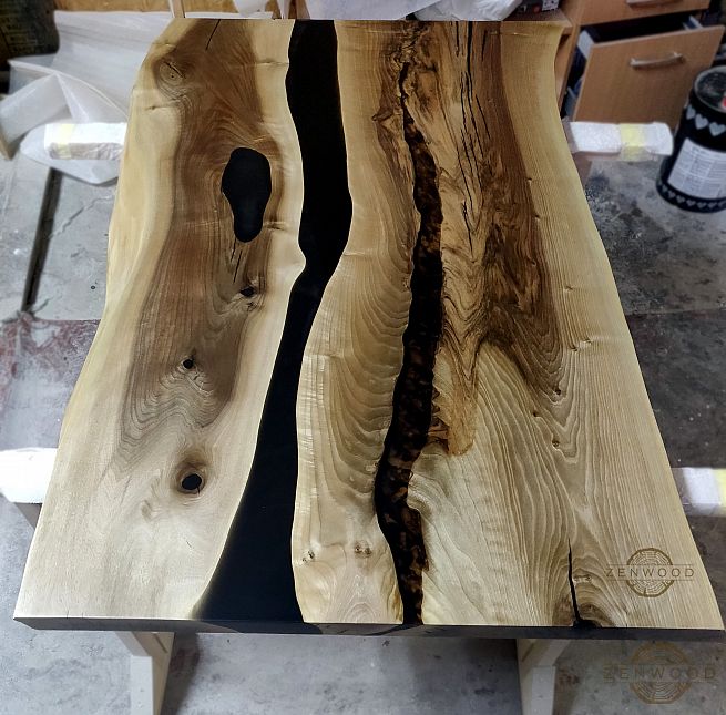 Столи з епоксидної смоли і дерева - Київ | ZenWood