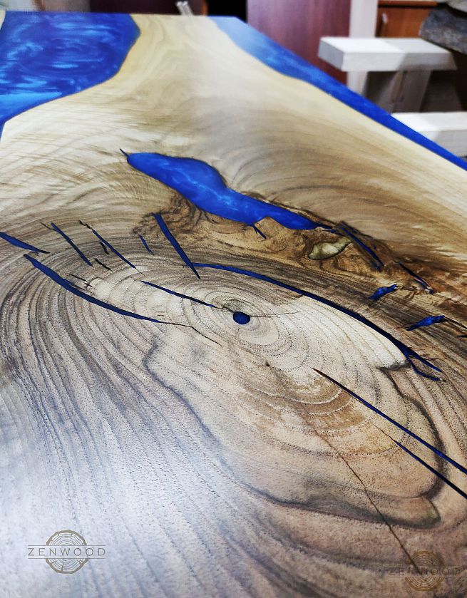 Столи з епоксидної смоли і дерева - Київ | ZenWood