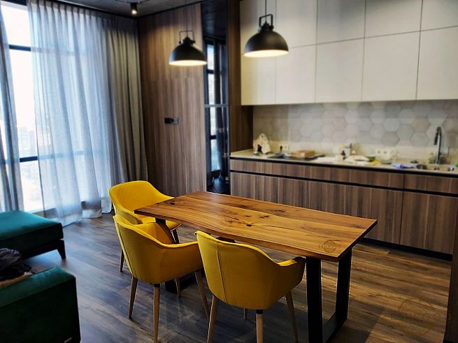 Столи з масиву дерева - Київ | ZenWood