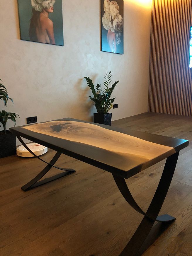 Столи з епоксидної смоли і дерева - Київ | ZenWood