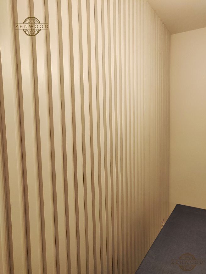 Декор стін вертикальними рейками - Київ | ZenWood