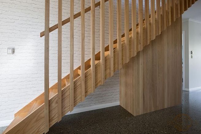 Дерев'яні сходи та східці - Київ | ZenWood