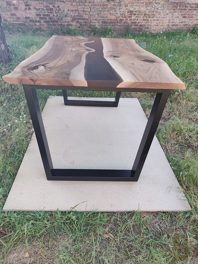 Столи з епоксидної смоли і дерева - Київ | ZenWood