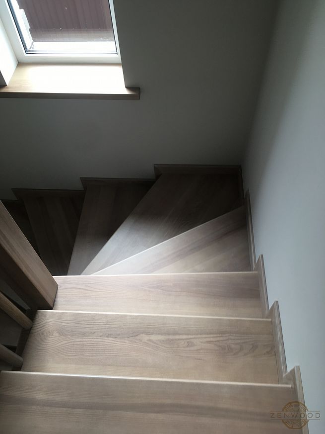 Дерев'яні сходи та східці - Київ | ZenWood