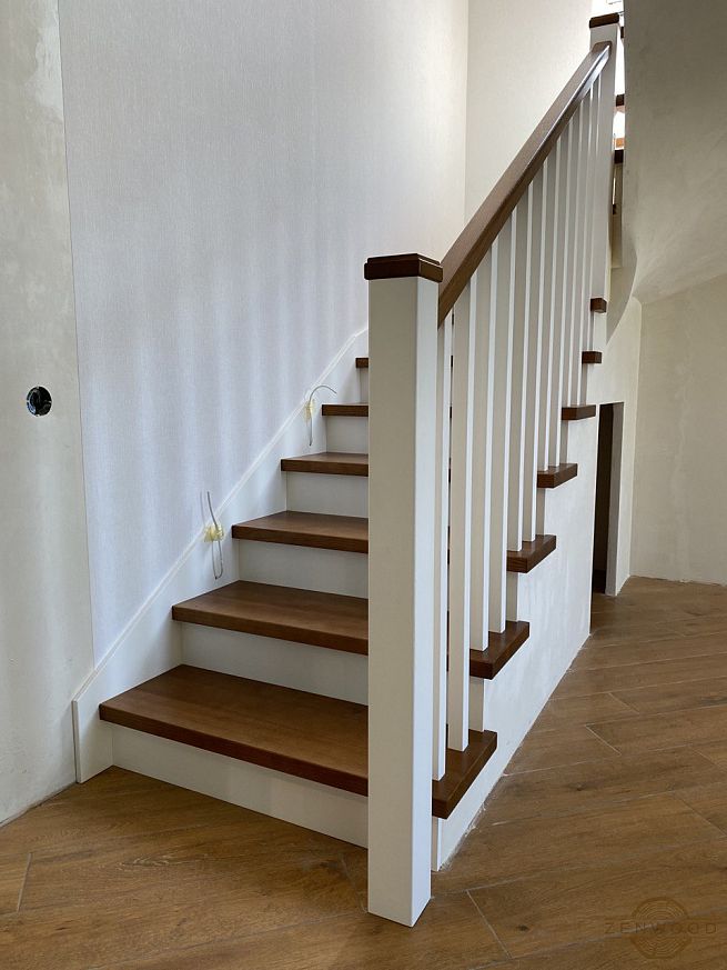 Дерев'яні сходи та східці - Київ | ZenWood