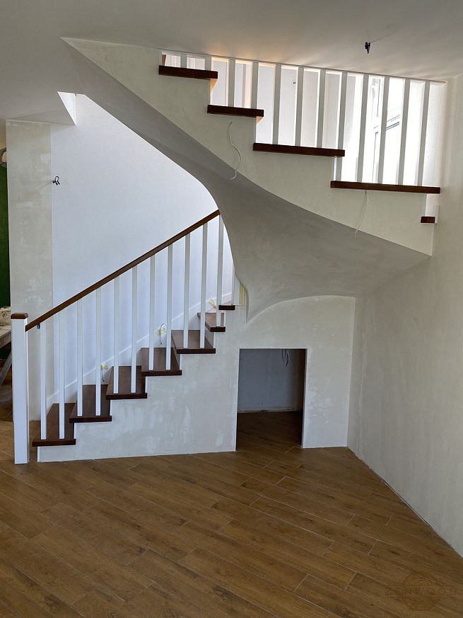 Дерев'яні сходи та східці - Київ | ZenWood